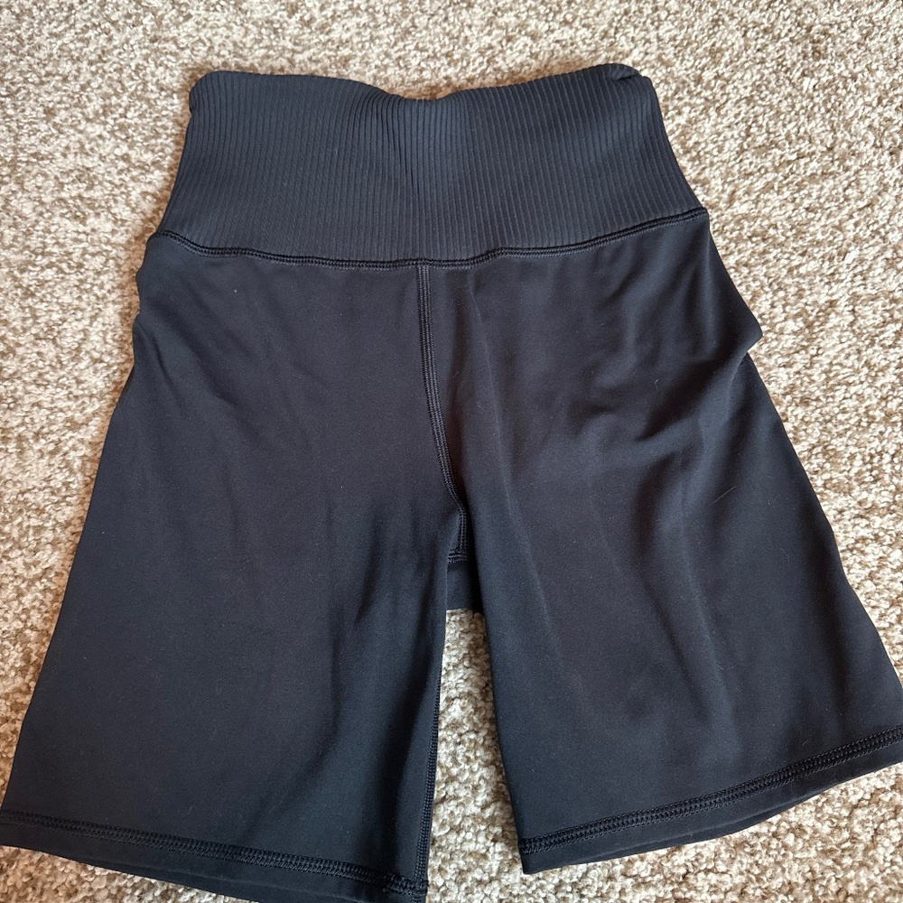 Vuori Ribbed Studio Short